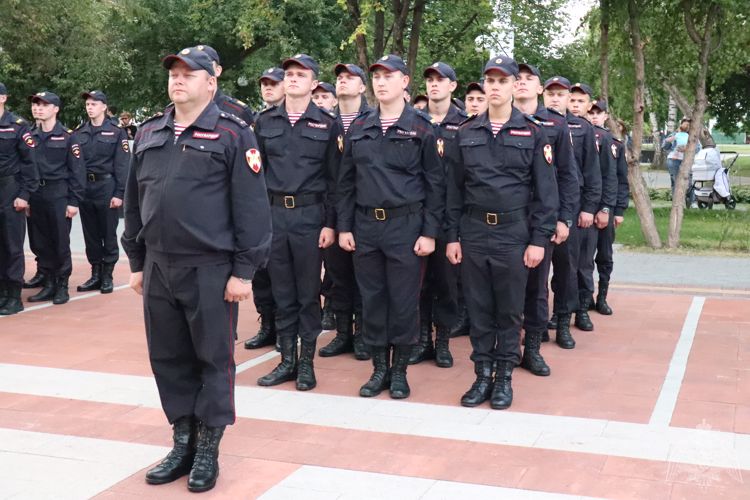 Томская Росгвардия отметила День Государственного флага