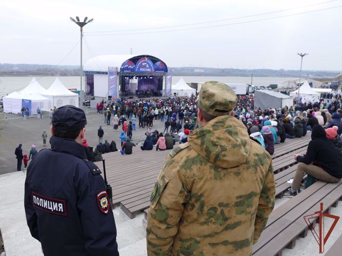 Росгвардия обеспечила безопасность граждан во время музыкально-патриотического марафона "ZаРоссию"