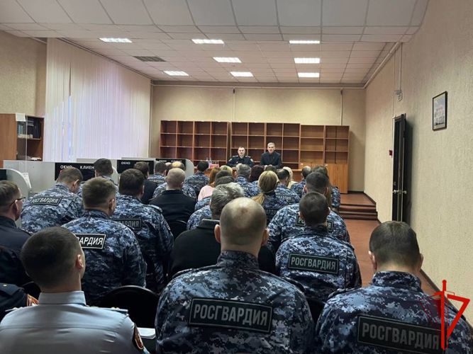 Сотрудники подразделений лицензионно-разрешительной работы и государственного контроля в Томской области отмечают профессиональный праздник