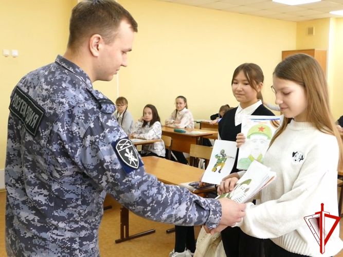 Томские школьники поддержали росгвардейцев, участвующих в спецоперации (видео) 
