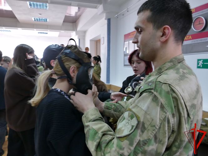 Росгвардия Томской области открыла двери для лицеистов