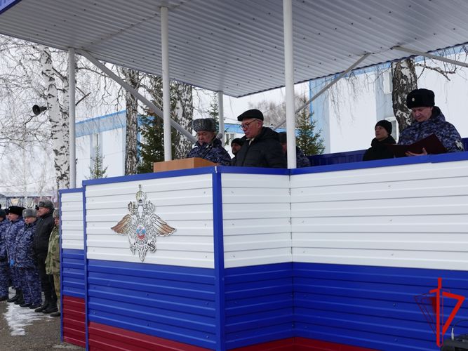 Сотрудники томской Росгвардии приняли присягу (видео)