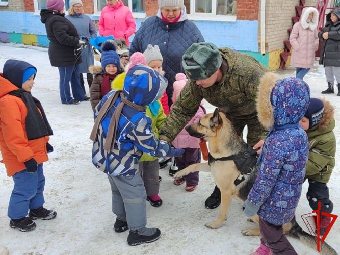 С добром и помощью в Томске проходят «Дни Росгвардии» (видео)