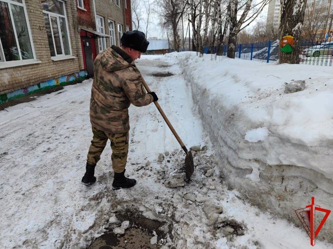 С добром и помощью в Томске проходят «Дни Росгвардии» (видео)
