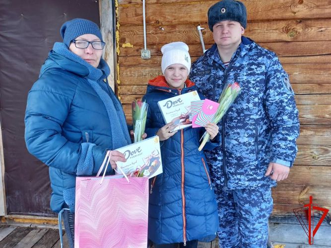 В подразделениях Росгвардии прошли мероприятия по случаю 8 марта