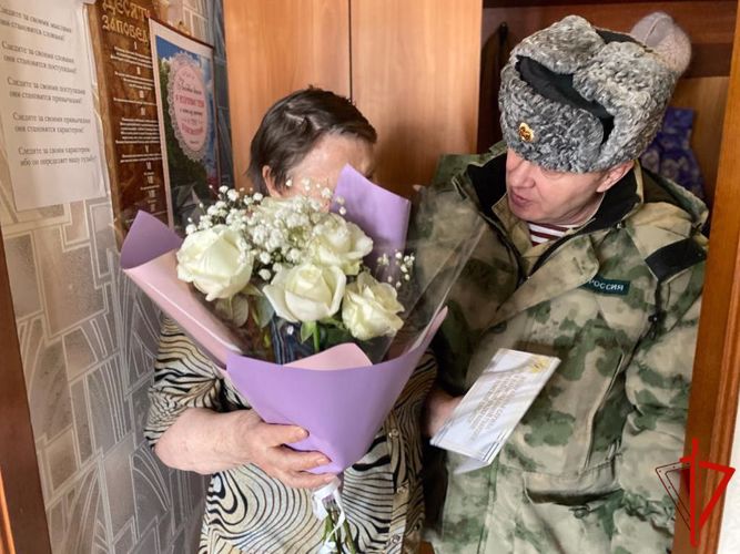 В подразделениях Росгвардии прошли мероприятия по случаю 8 марта