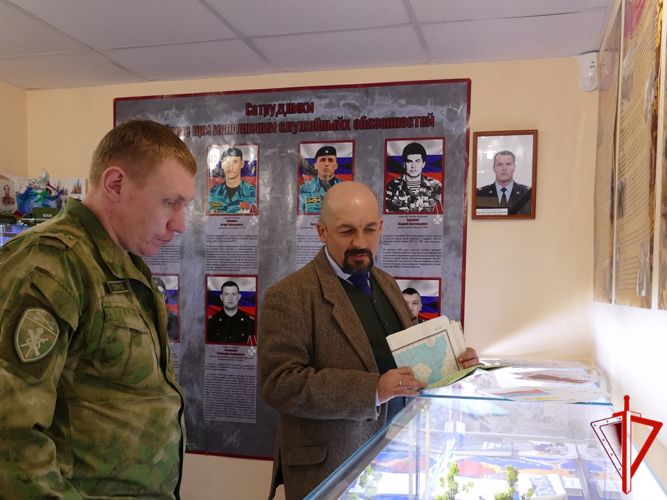 Росгвардейцы приняли участие в просветительской лекции общества «Знание» в Томске