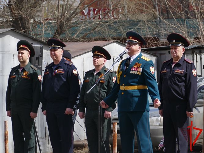 «Парад у дома ветерана» провели росгвардейцы в Томске (видео)