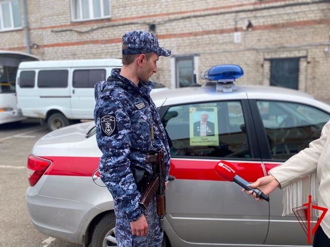 Росгвардейцы поддержали Всероссийскую акцию «Бессмертный автополк» в Томской области (видео)