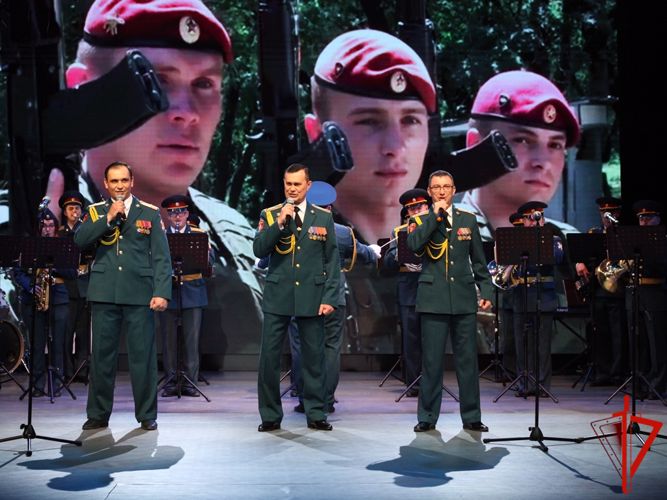В Томской области состоялось вручение Боевого знамени воинской части Северского соединения Росгвардии