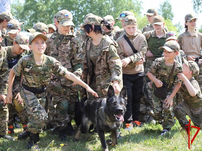 Акция "Каникулы с Росгвардией" проходит в Томской области 