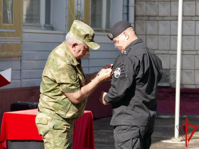 Начальник Управления Росгвардии по Томской области вручил государственные награды участникам спецоперации