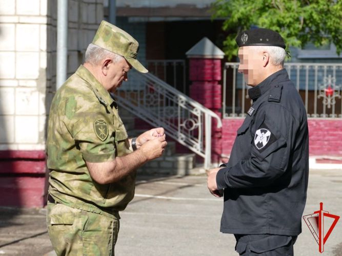 Начальник Управления Росгвардии по Томской области вручил государственные награды участникам спецоперации