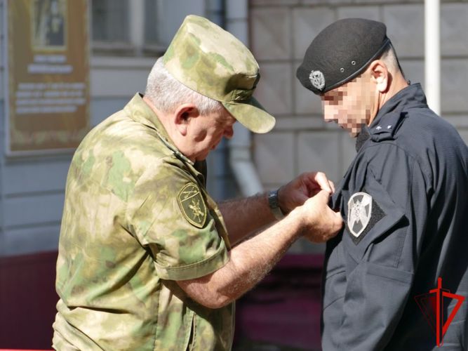 Начальник Управления Росгвардии по Томской области вручил государственные награды участникам спецоперации