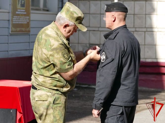 Начальник Управления Росгвардии по Томской области вручил государственные награды участникам спецоперации