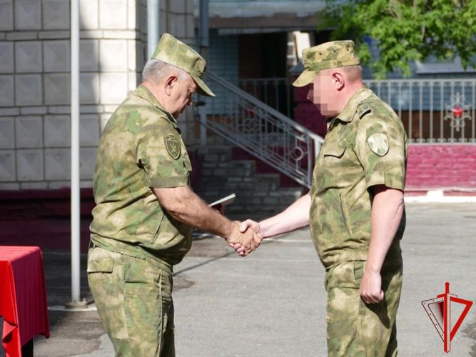 Начальник Управления Росгвардии по Томской области вручил государственные награды участникам спецоперации