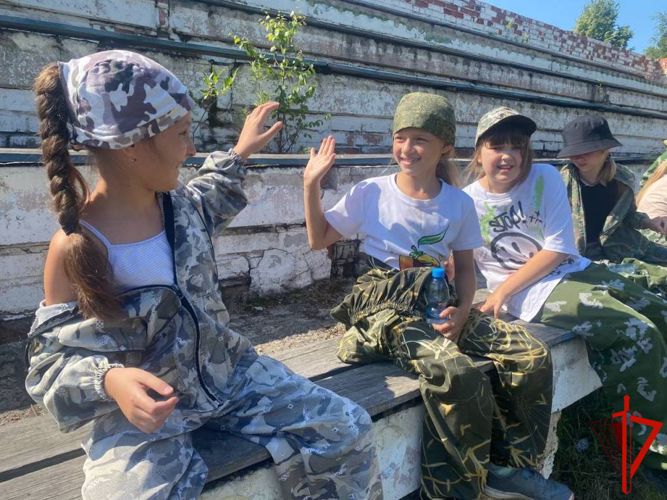 В Томской области акция «Каникулы с Росгвардией» прошла в детском оздоровительном лагере «Огонек» (видео)