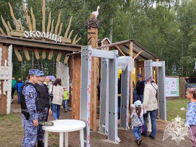 Росгвардия обеспечила безопасность международного фестиваля «Праздник топора»