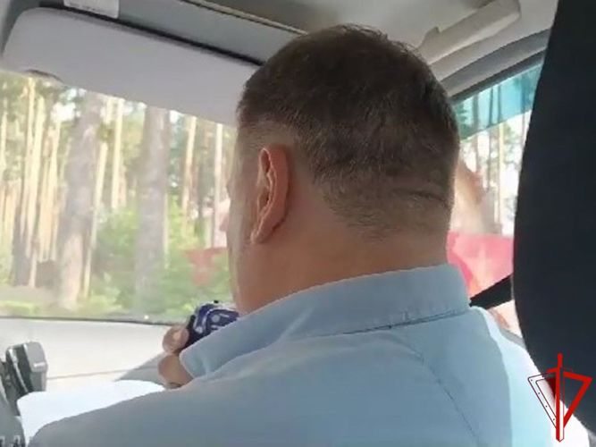 В Томске Росгвардия оказывает содействие в оповещении жителей города о необходимости запастись водой (видео)