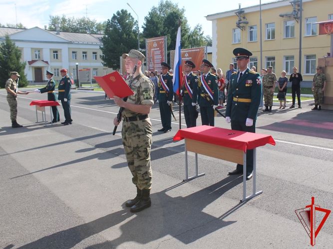 В Томской области к Военной присяге привели военнослужащих по призыву