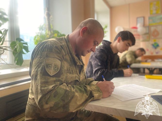 Росгвардейцы в Томске приняли участие в донорской акции «От сердца к сердцу» (видео)
