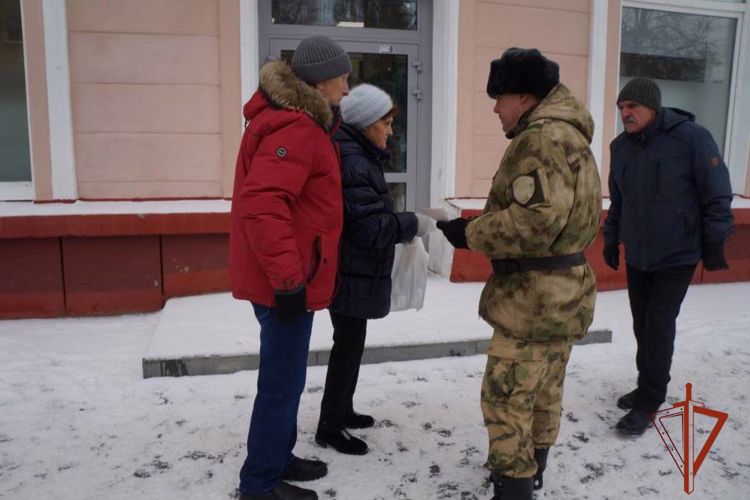Росгвардейцы в Томской области рассказали, как не попасться на уловки мошенников (видео)