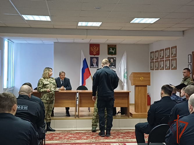 Cпецназу Росгвардии в Томске вручены государственные награды (видео)