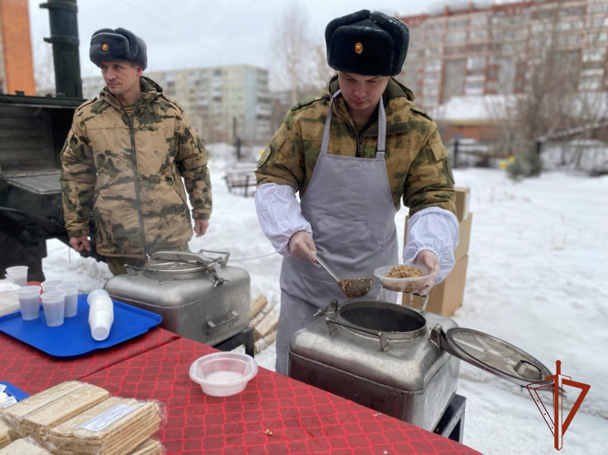 Росгвардия приняла участие в военно-патриотическом фестивале в Томске (видео)