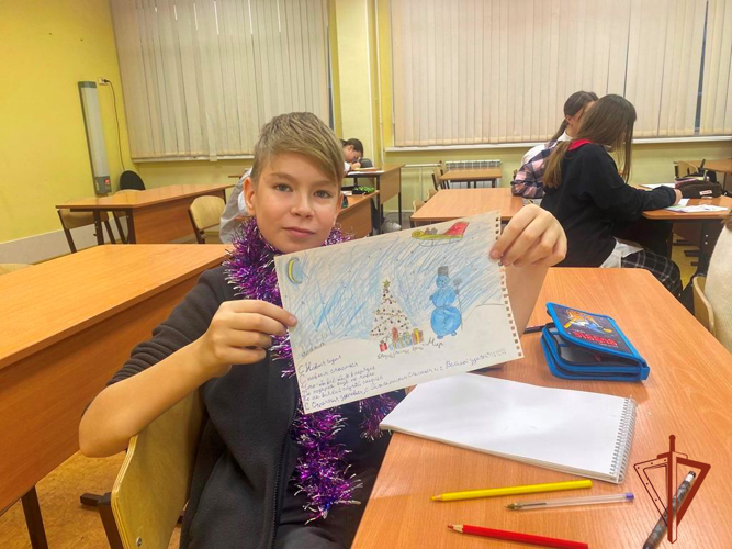 Юные патриоты из Томска поддержали сотрудников спецподразделений Росгвардии (видео)