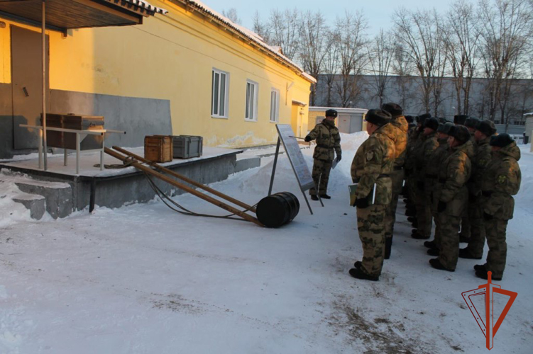 Новый период подготовки военнослужащих и сотрудников Росгвардии начался в Томской области