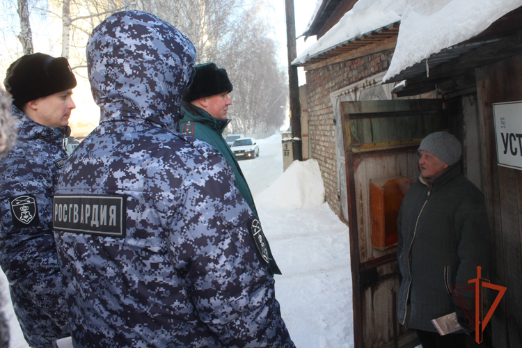 Росгвардия и МЧС провели профилактический рейд «За безопасность вместе» в Томске 