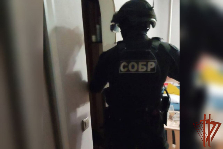 Томский СОБР Росгвардии задержал подозреваемого в совершенном более шести лет назад разбойном нападении (видео)