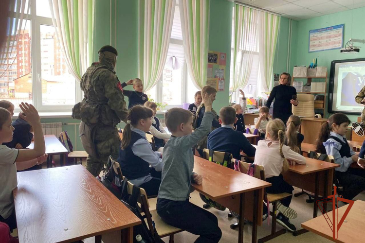 Тематические занятия, приуроченные к Дню Космонавтики провели военнослужащие Северского соединения Росгвардии