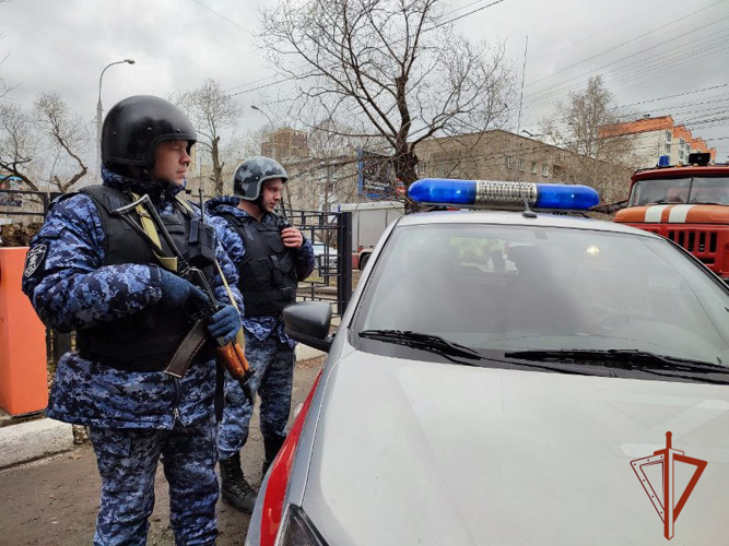 Совместные противопожарные учения Росгвардии и МЧС прошли в Томске (видео)