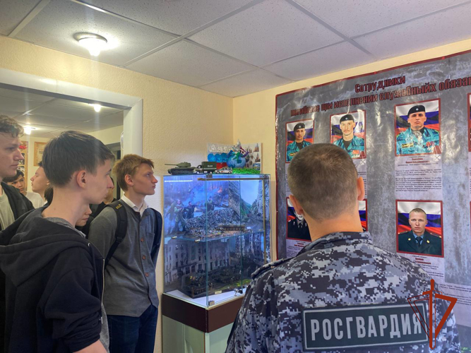 Патриотическая акция «Каникулы с Росгвардией» набирает обороты в Томской области