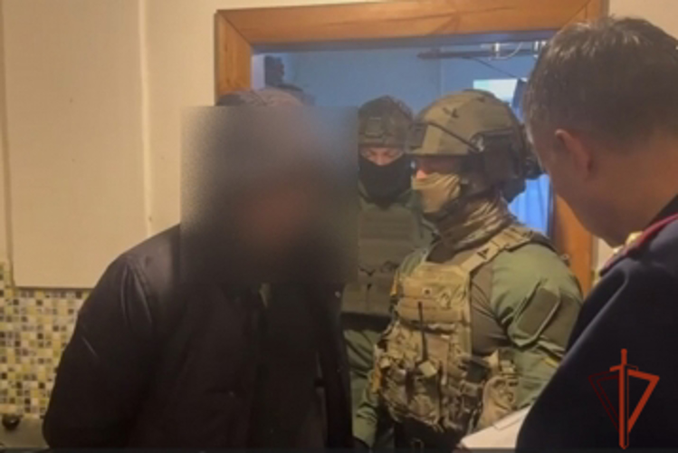 При силовой поддержке спецназа Росгвардии пресечена организация незаконной миграции в Томской области