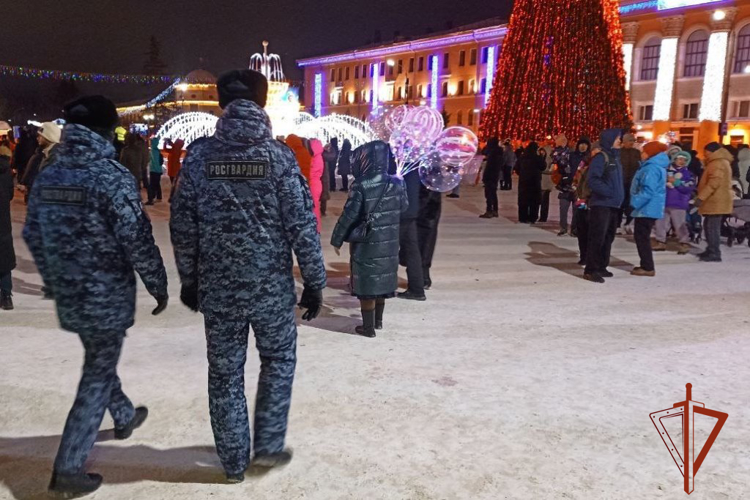 Росгвардия обеспечила безопасность жителей Томской области в новогоднюю ночь