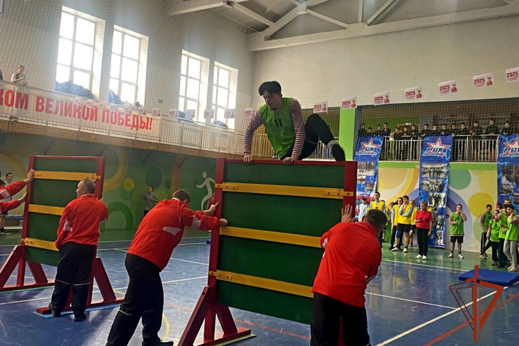 При поддержке Росгвардии прошел финал военно-спортивной игры «Рубеж» в Томске
