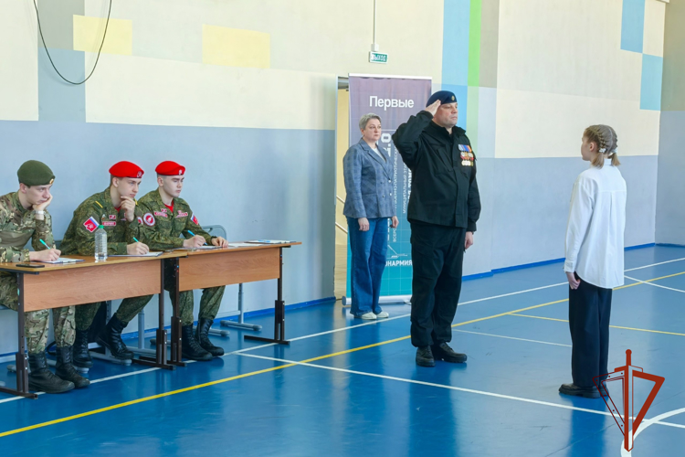 Росгвардия поддержала участников муниципального этапа военно-патриотической игры «Зарница 2.0» в Томске