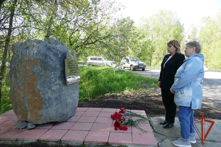 В Томске почтили память трагически погибших в 2011 году сотрудников вневедомственной охраны Росгвардии 