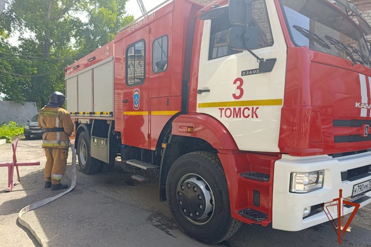 Совместные учения сотрудников Росгвардии и МЧС состоялись в Томске
