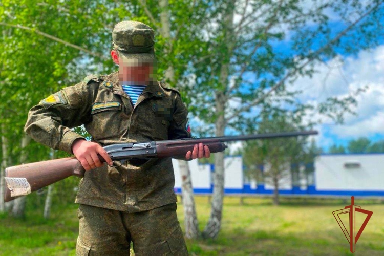 В Томске Росгвардия передала крупную партию оружия в зону специальной военной операции для борьбы с БПЛА (видео)