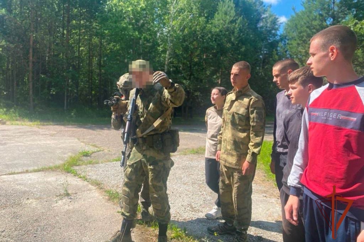 Спецназ Росгвардии подготовил юных жителей Томской области к участию в окружном этапе игры «Зарница 2.0» (видео)