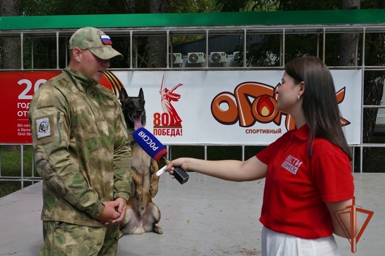 В Томской области состоялась всероссийская акция «Каникулы с Росгвардией» в детском лагере «Огонек»