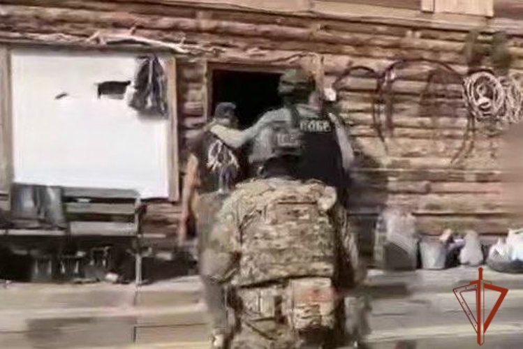 При содействии СОБР «Корд» Росгвардии задержан подозреваемый в краже ружья и патронов в Томской области