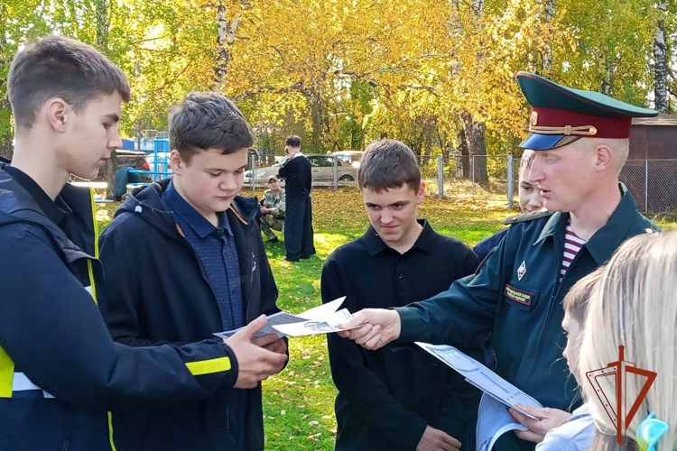 Профориентация молодежи в Томской области проходит с участием Росгвардии