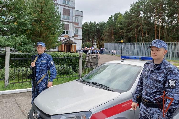 Росгвардия обеспечила безопасность Дня знаний  в Томской области  