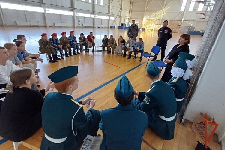 Представители Росгвардии навестили маму погибшего сотрудника ОМОН «Ратник»