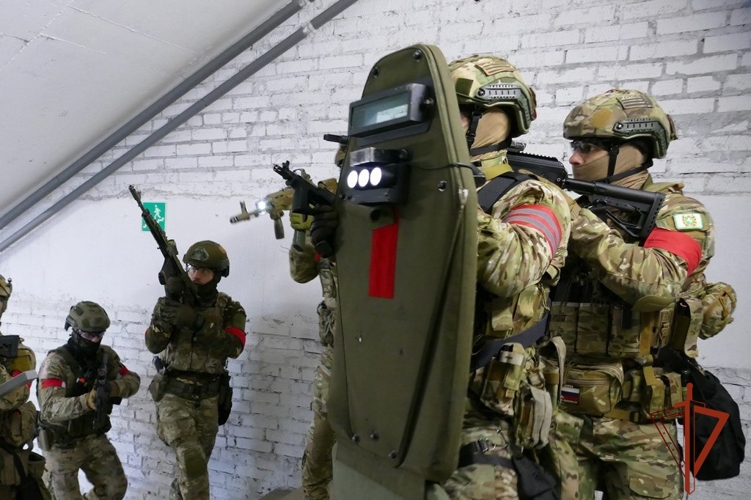 В Томской области завершилось масштабное антитеррористическое тактико-специальное учение с участием подразделений Росгвардии (видео)