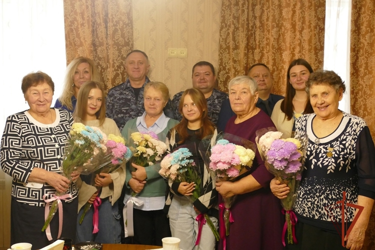 Начальник Управления Росгвардии по Томской области встретился с матерями сотрудников, погибших при исполнении служебного долга